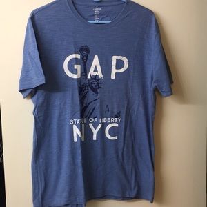 ⚡️ SALE Gap Statue of Liberty NYC T-shirt